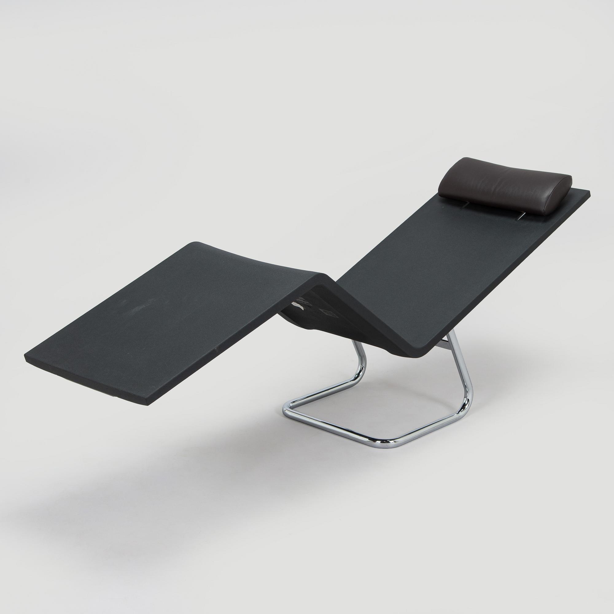 Maarten Van Severen, an "MVS Chaise" lounge chair, Vitra, 2000s.