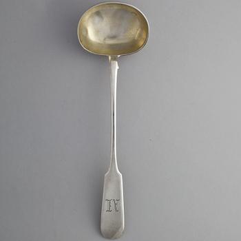 SOPPSLEV, silver, kontrollmästarstämpel Dimitry Ilyich Tverskoy 1841, S:t Petersburg, Ryssland. Vikt 138 g.