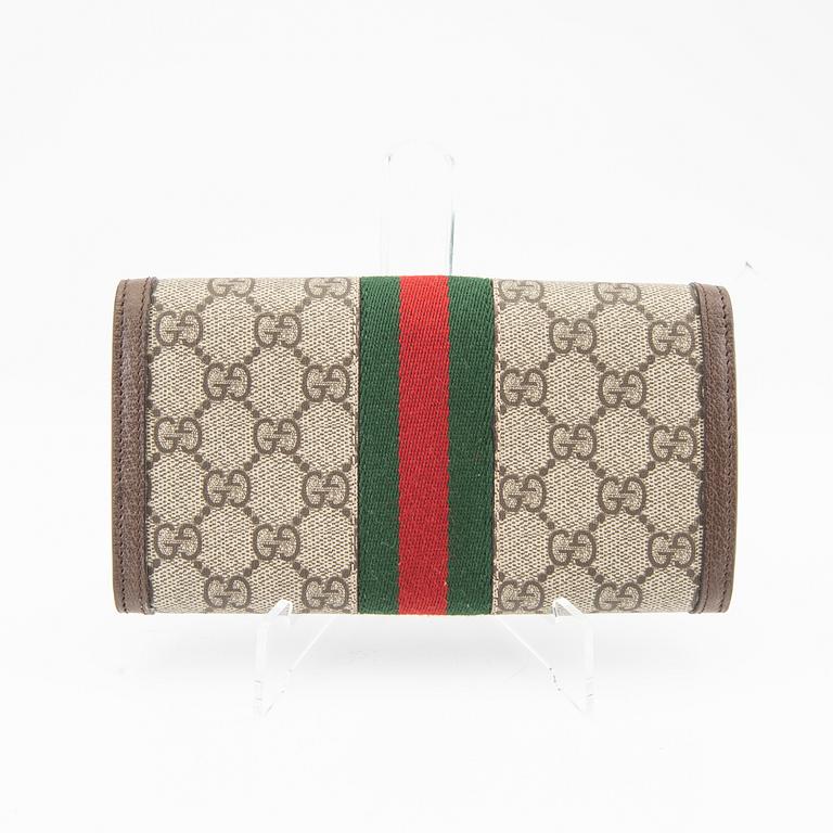 Gucci wallet.