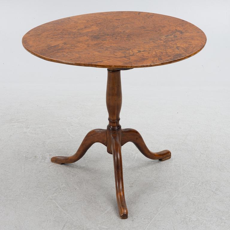 A tilt-top table, Sweden, around 1800.