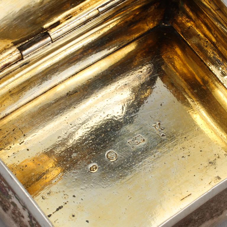 DOSA, silver, Petter Gillberg, Varberg, rokoko, 1768, vikt 105 gram.