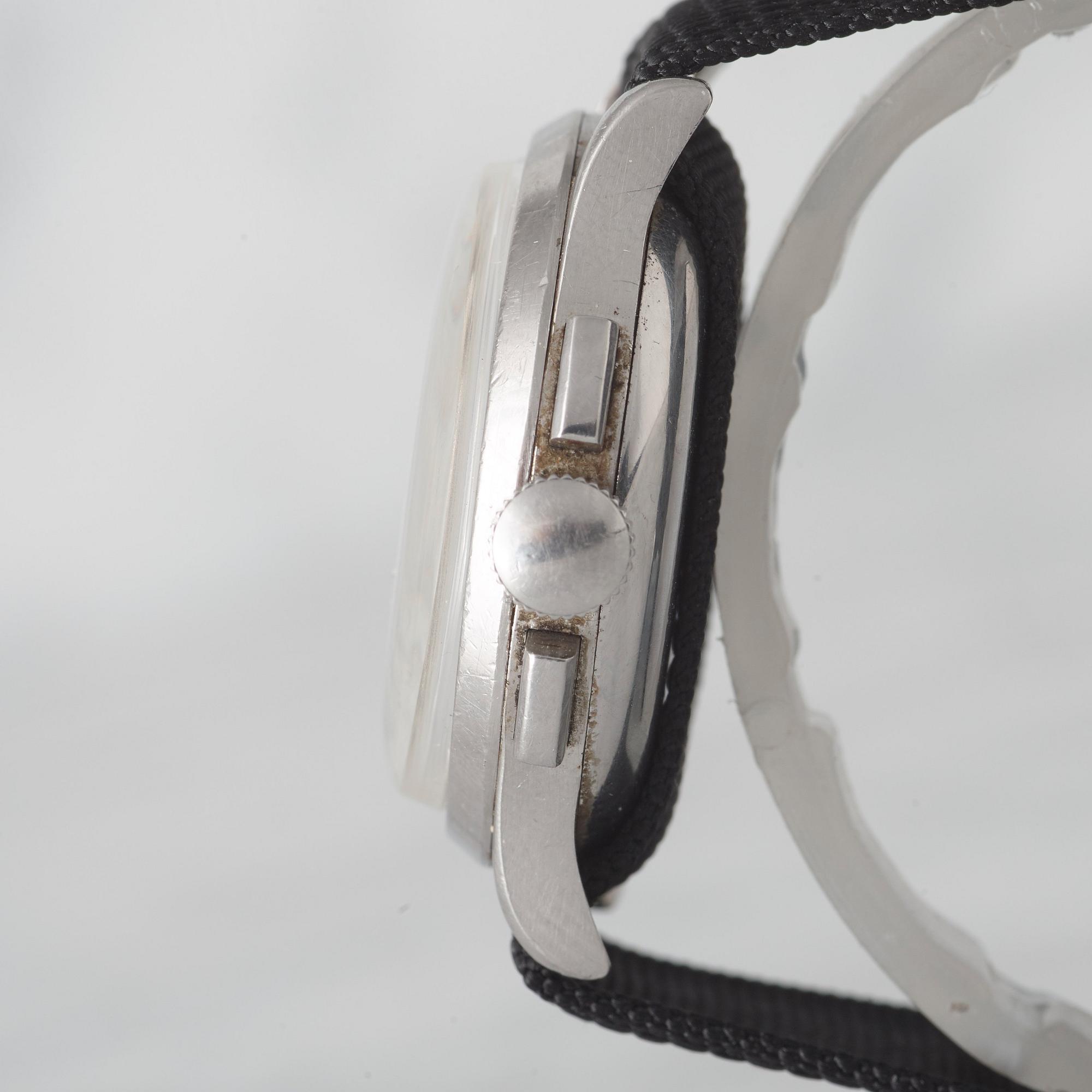 UNIVERSAL GENÈVE, chronograph, "Telemetre", wristwatch, 30,5 mm,