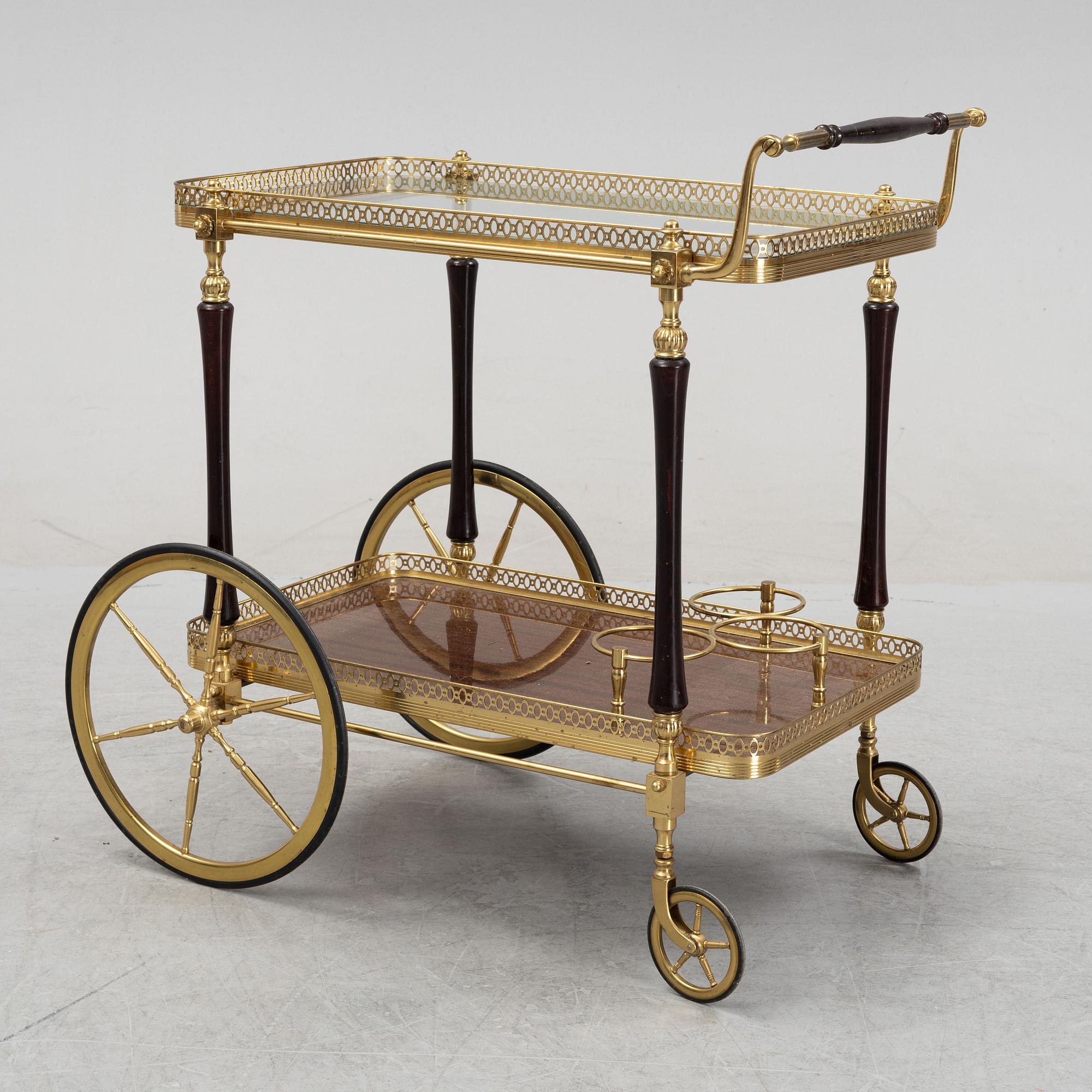 A brass and mahogany veneered drink's trolley, second half of the 20th Century.