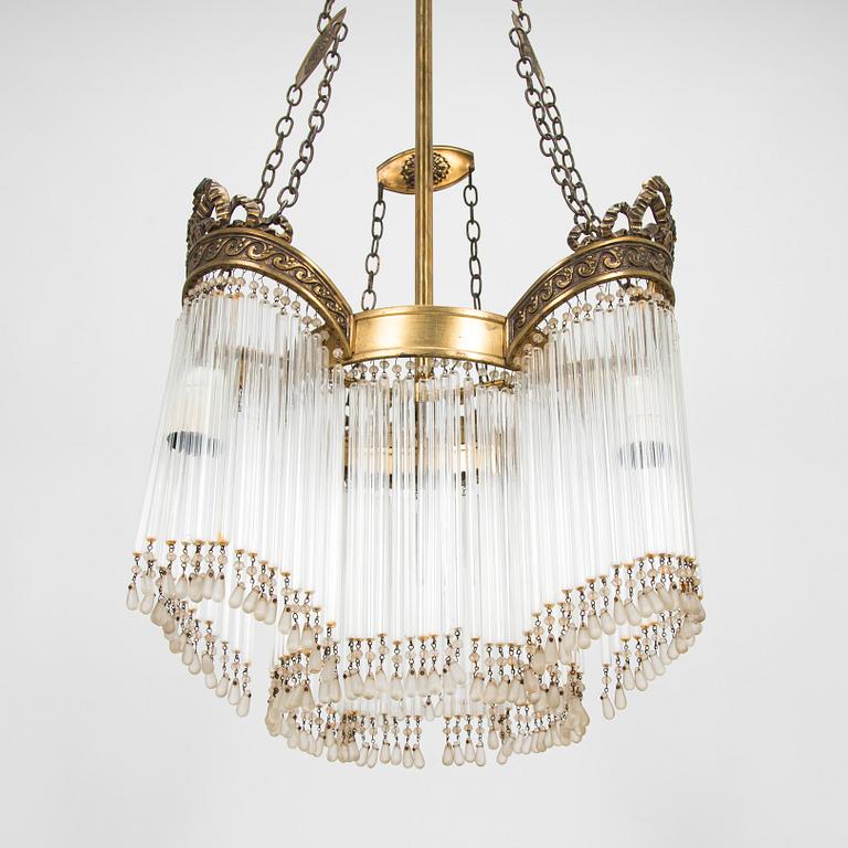 An early 20th-century chandelier.
