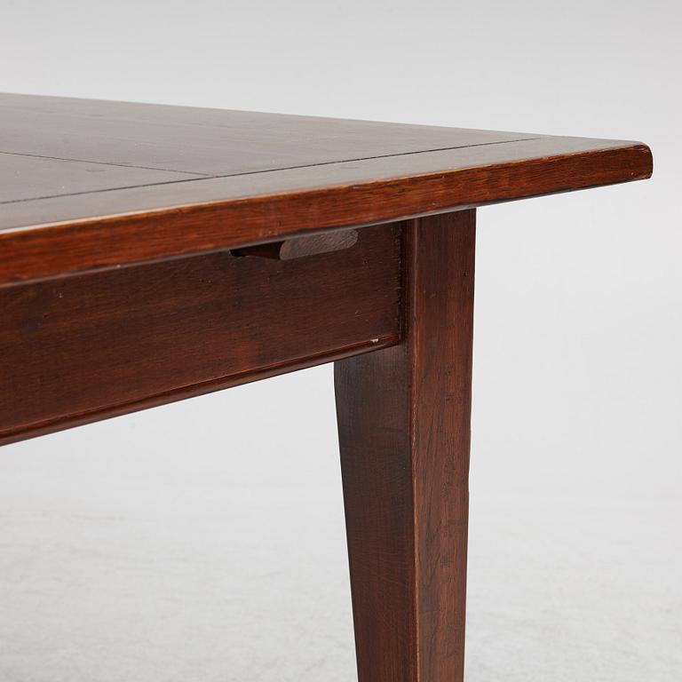 Dining table, Newport, 21st century.