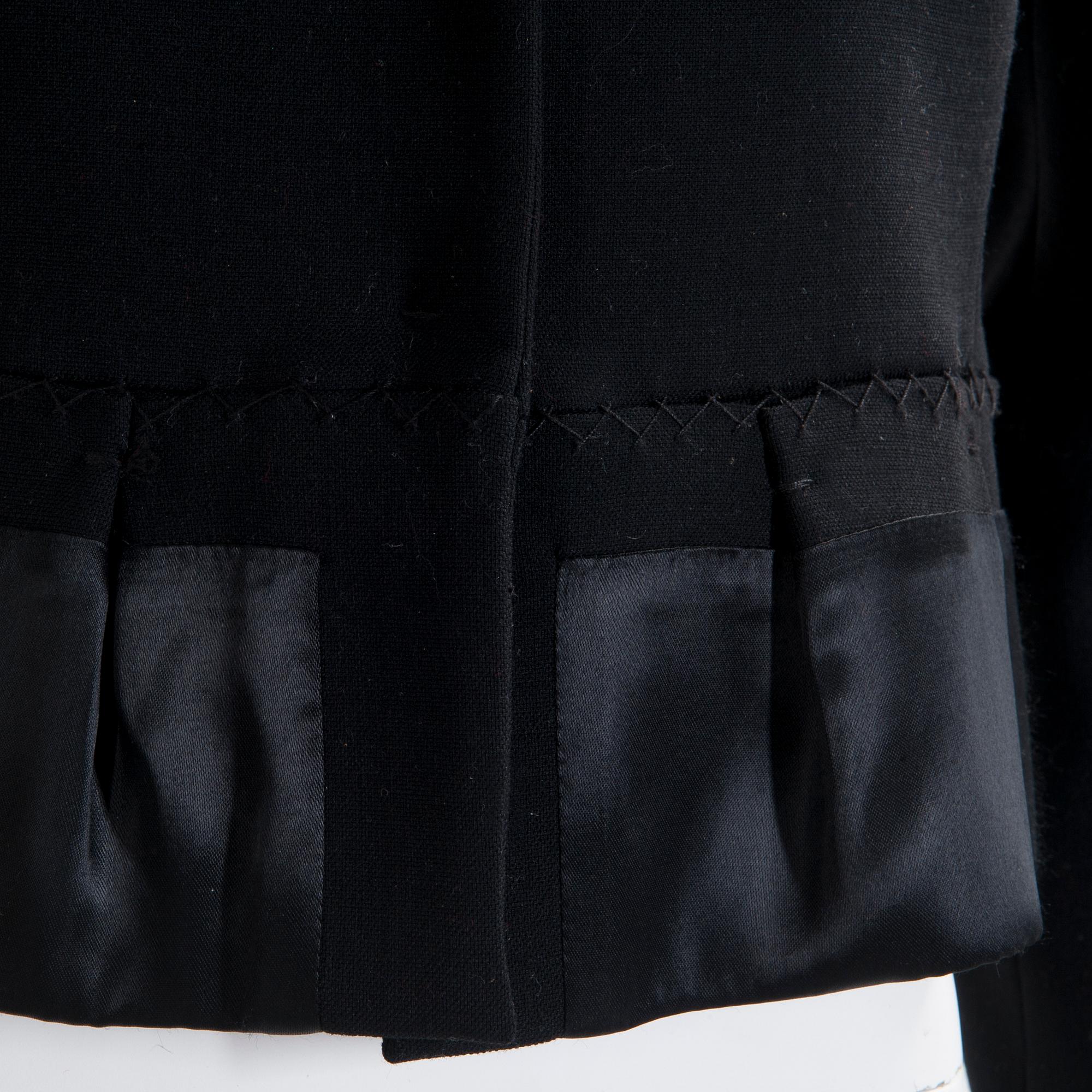 JACKA, Prada. Storlek 40.