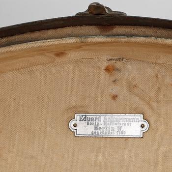 KOFFERT / RESEGARDEROB, Eduard Ackermann, Berlin, 1900-talets första hälft.