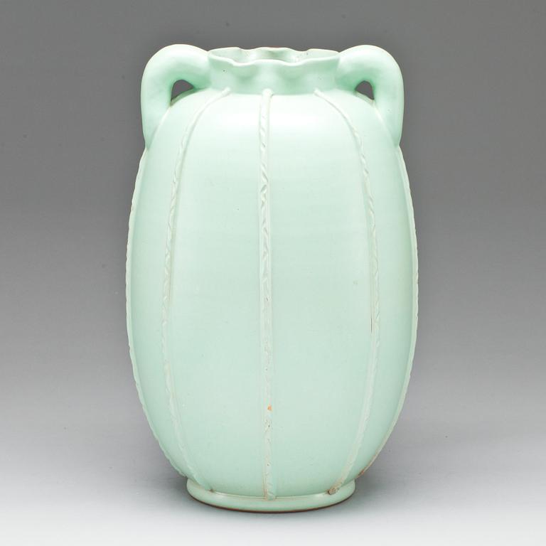 GOLVVAS med HÄNKLAR, lergods, Andersson & Johansson, Höganäs 1900-tal.