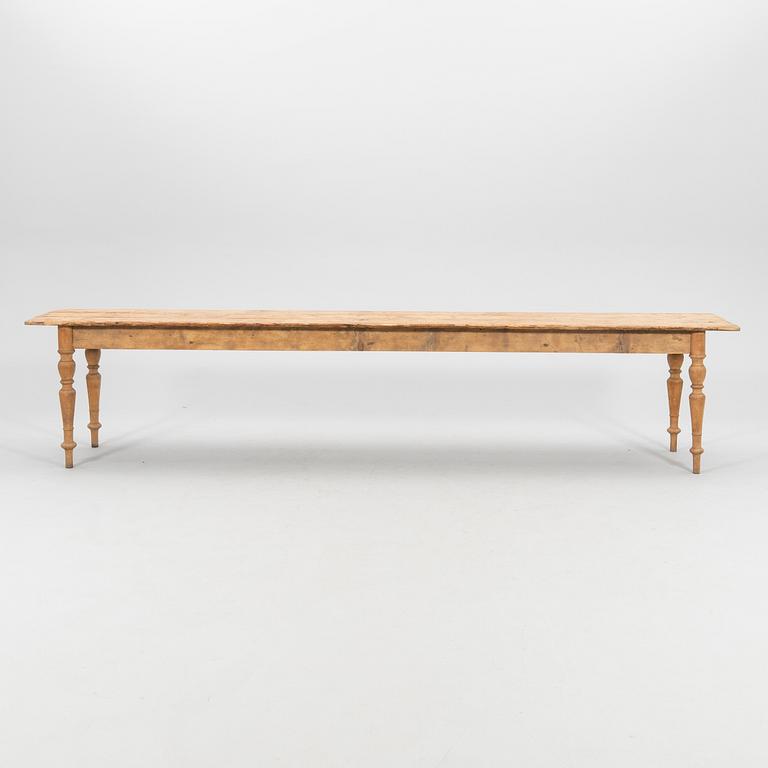 Table, first part of the 20th century.