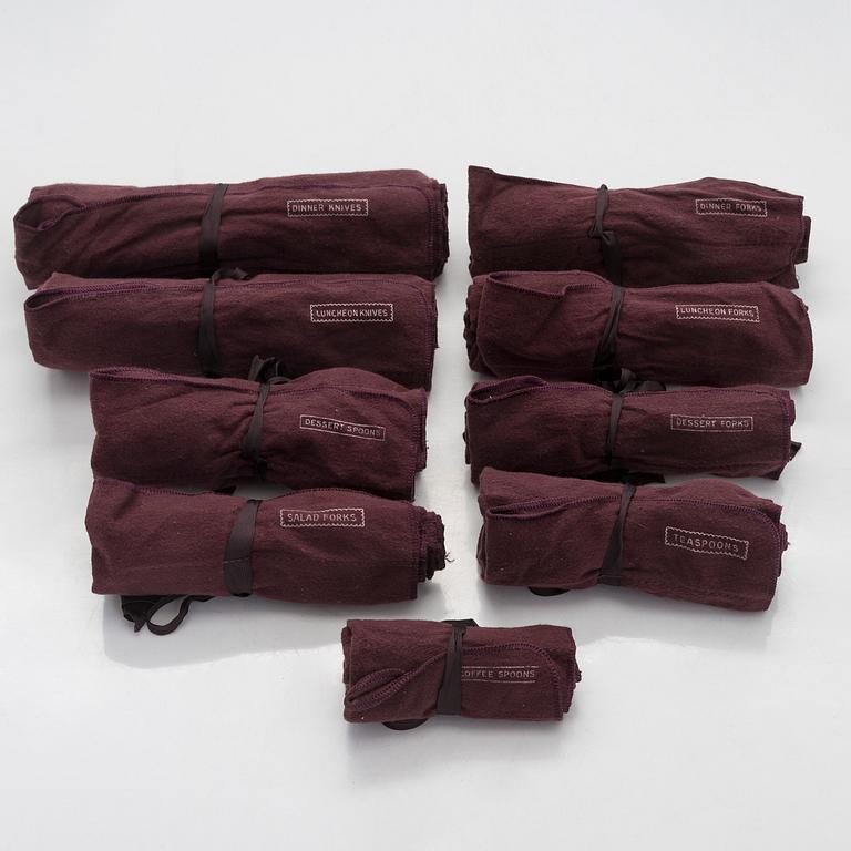 James Robinson, A 99-piece Shell Pattern sterling silver cutlery service, London 1968.