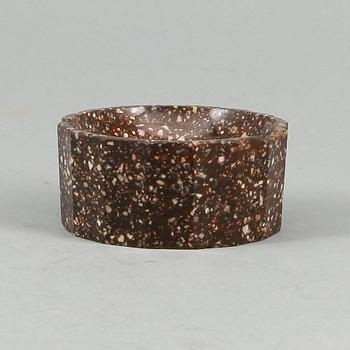 SALTKAR, porfyr, 1800-tal.