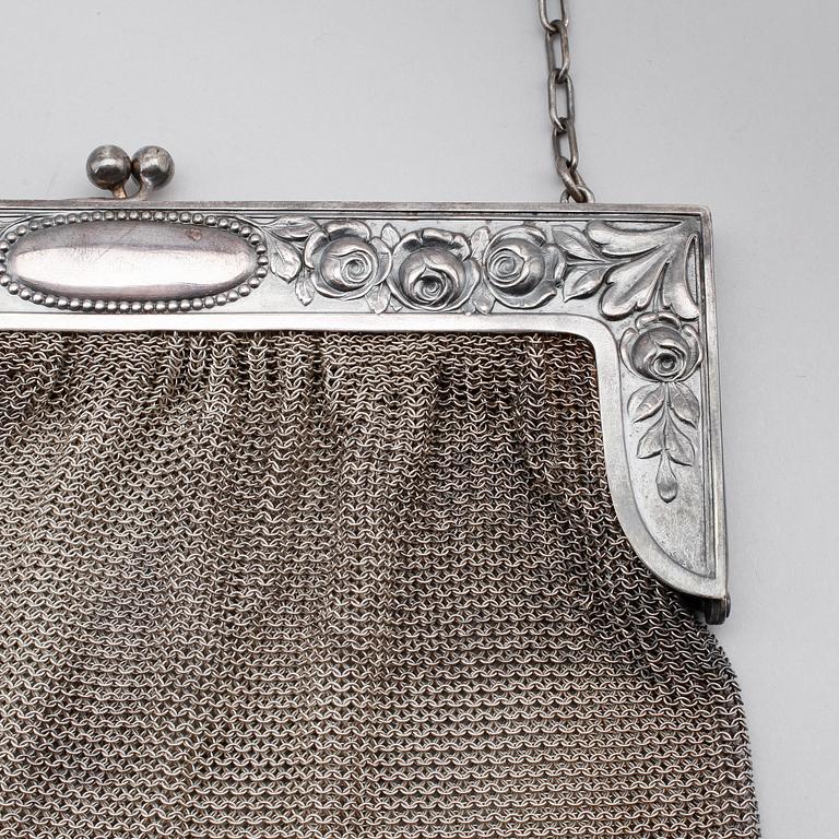 VÄSKA, nysilver, 1900-talets första hälft.