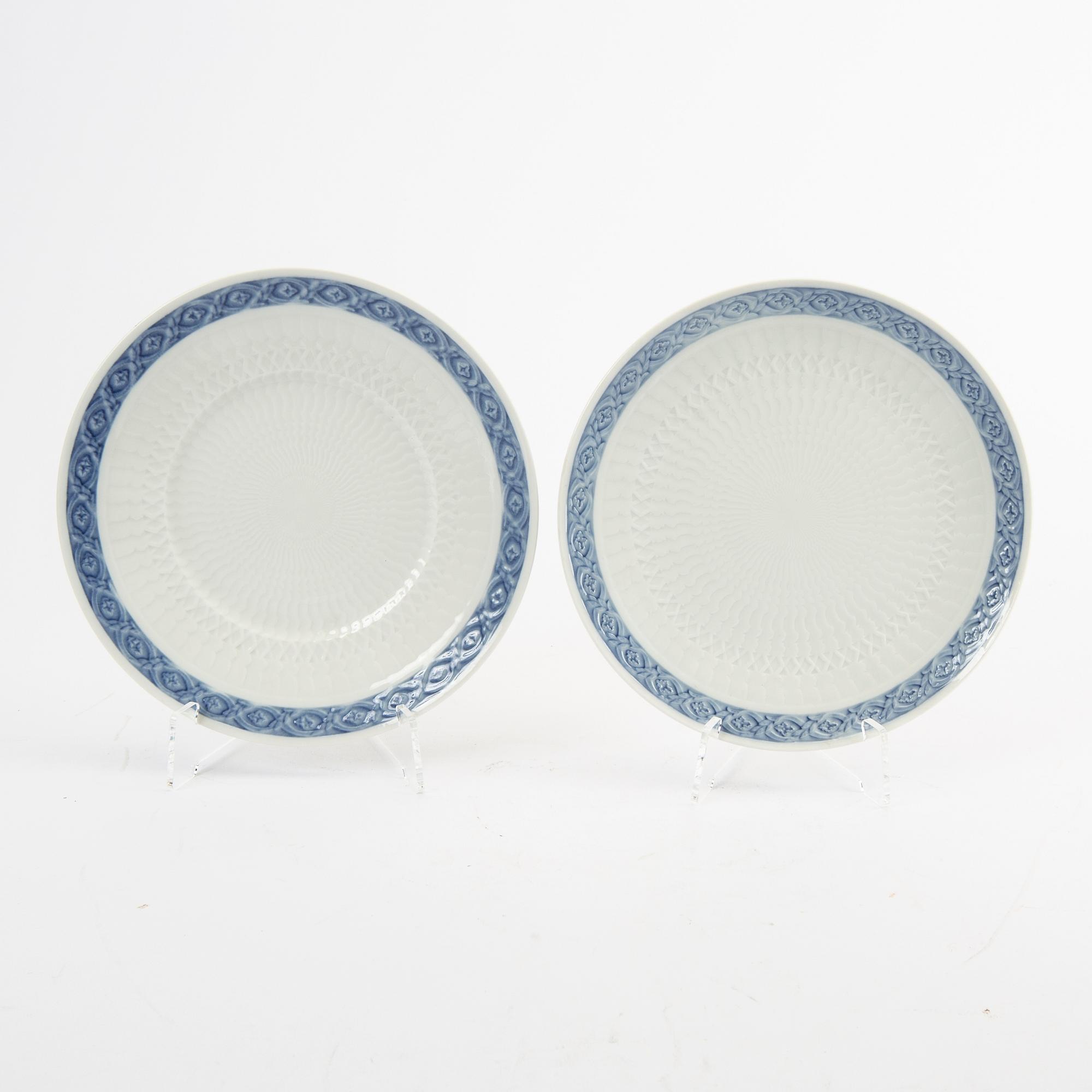 A 107 pcs "Blå vifte" dinner service Royal Copenhagen.
