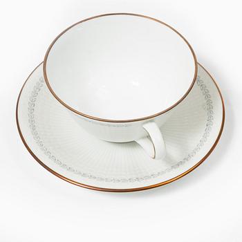 Louise Adelborg, mat- och kaffeservis, 73 delar, porslin,"Swedish Grace/Gracil", Rörstrand.