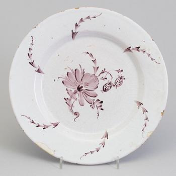 Three Rörstrand faiance dishes, 18th century.