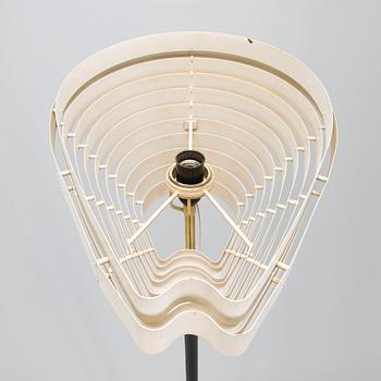 Alvar Aalto, golvlampa, "Änglavinge", A805. Valaistustyö. Tidigt 1960-tal.