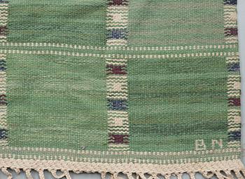 MATTA. "Falurutan, grön". Rölakan (flat weave). 508 x 328 cm. Signed AB MMF BN.