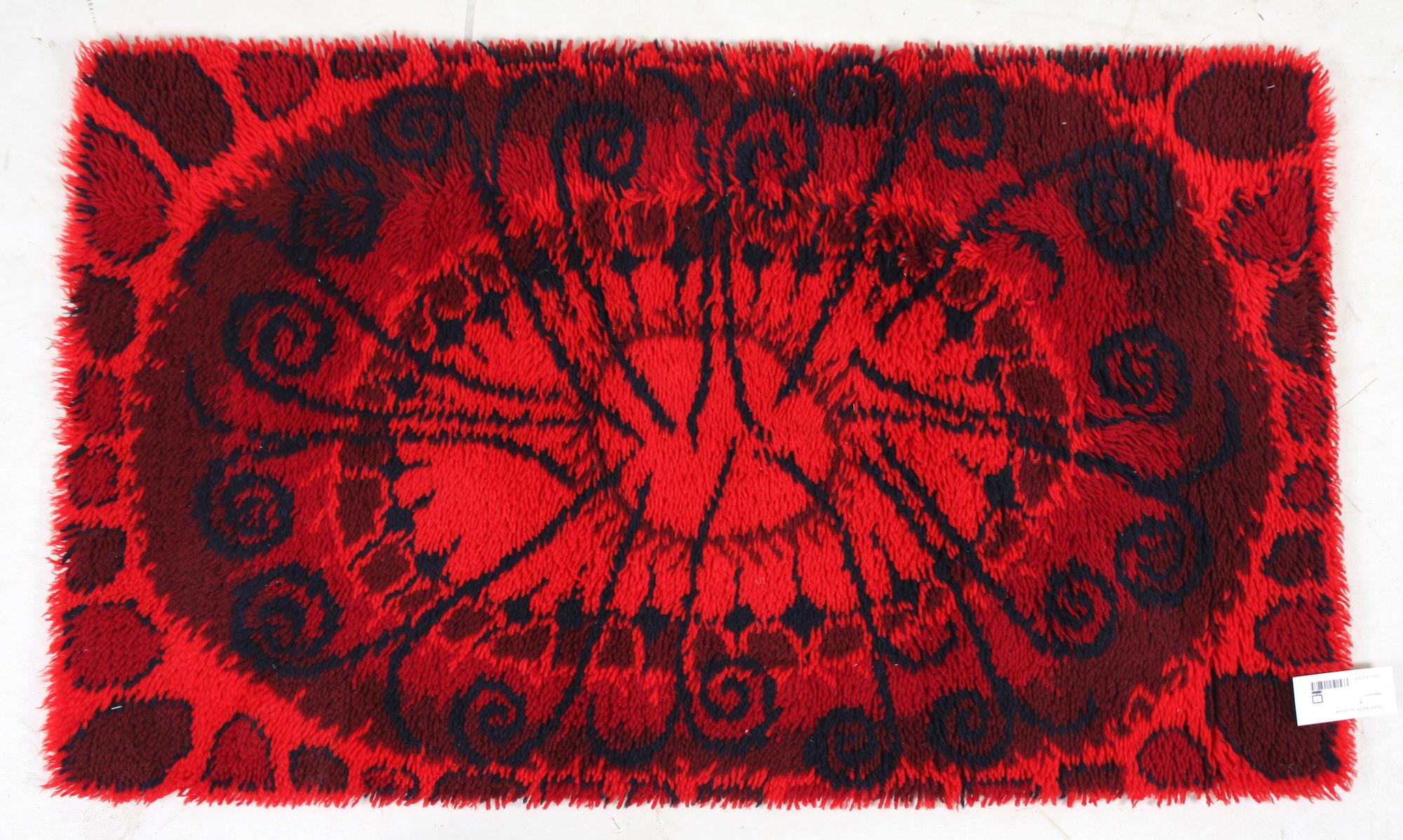 MATTA, rya, 124 x 96.