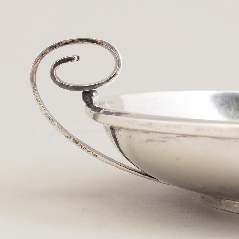 SKÅLFAT, silver, Fritz S Heimburger, Köpenhamn 1943. Vikt ca 225 gram.