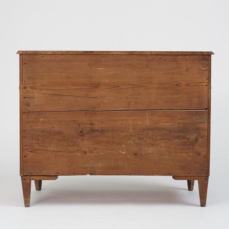 A late Gustavian burr alder-veneered commode, Mälardalen, late 18th century.