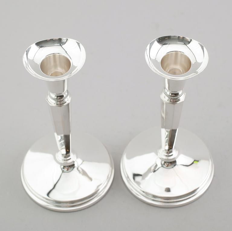 LJUSSTAKAR, 1 par, silver, Löfman, MGAB, Uppsala 1974.