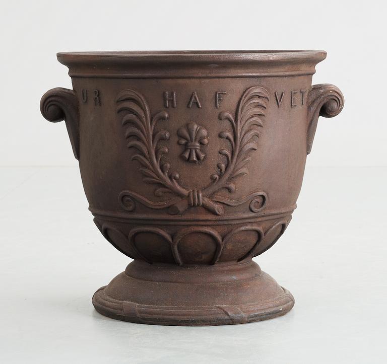 Ivar Johnsson, An Ivar Johnsson cast iron jardinière by Näfveqvarns Bruk.